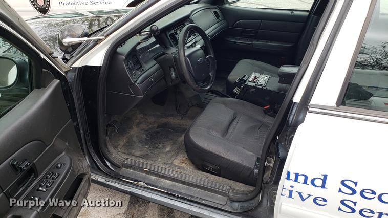 image for item DF3449 2008 Ford Crown Victoria Police Interceptor