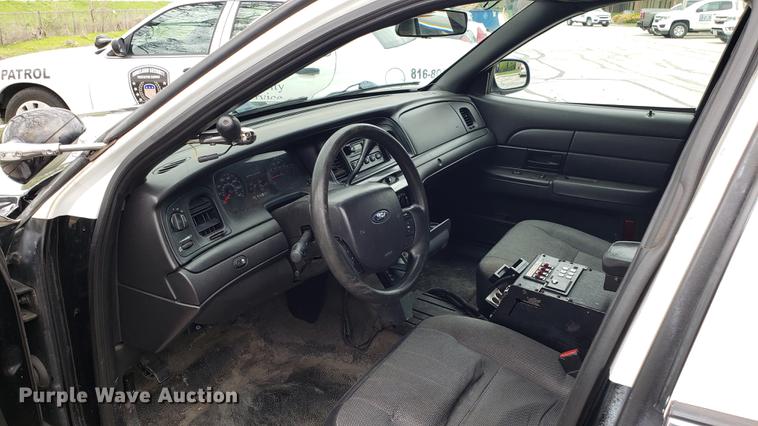 image for item DF3449 2008 Ford Crown Victoria Police Interceptor