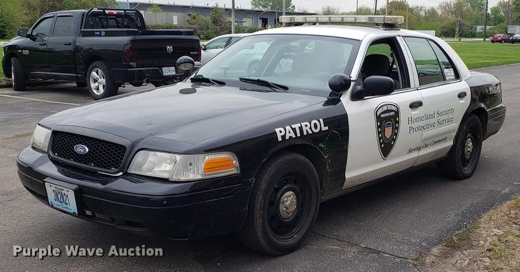 image for item DF3458 2007 Ford Crown Victoria Police Interceptor