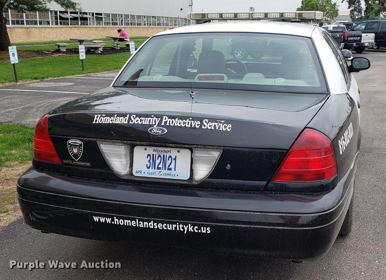 image for item DF3458 2007 Ford Crown Victoria Police Interceptor