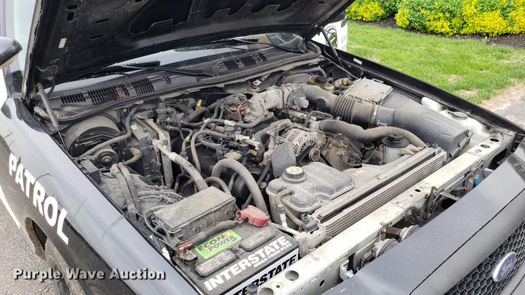 image for item DF3458 2007 Ford Crown Victoria Police Interceptor