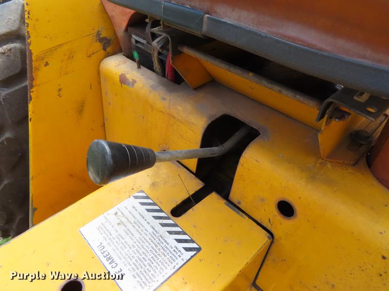 image for item DF7792 1972 International 154 Cub Lo-Boy tractor with mower