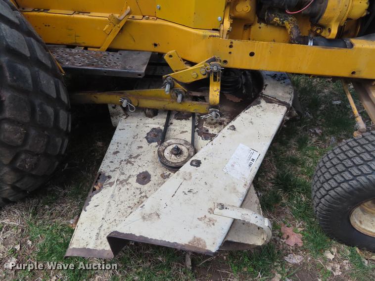 image for item DF7792 1972 International 154 Cub Lo-Boy tractor with mower