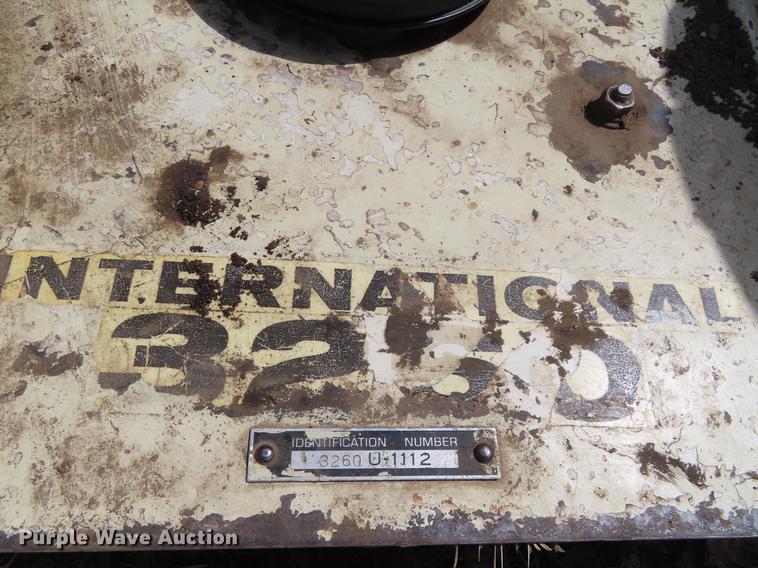 image for item DF7792 1972 International 154 Cub Lo-Boy tractor with mower