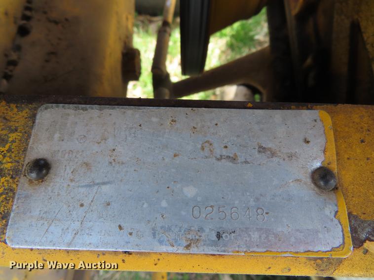 image for item DF7792 1972 International 154 Cub Lo-Boy tractor with mower