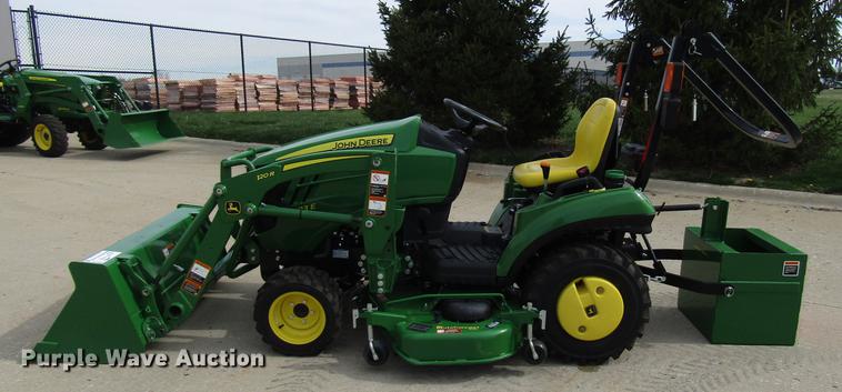 image for item DF7942 2018 John Deere 1023E MFWD tractor