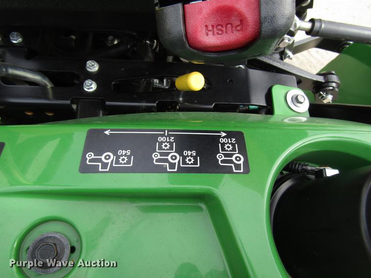 image for item DF7942 2018 John Deere 1023E MFWD tractor