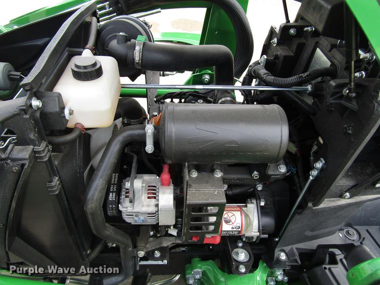 image for item DF7942 2018 John Deere 1023E MFWD tractor