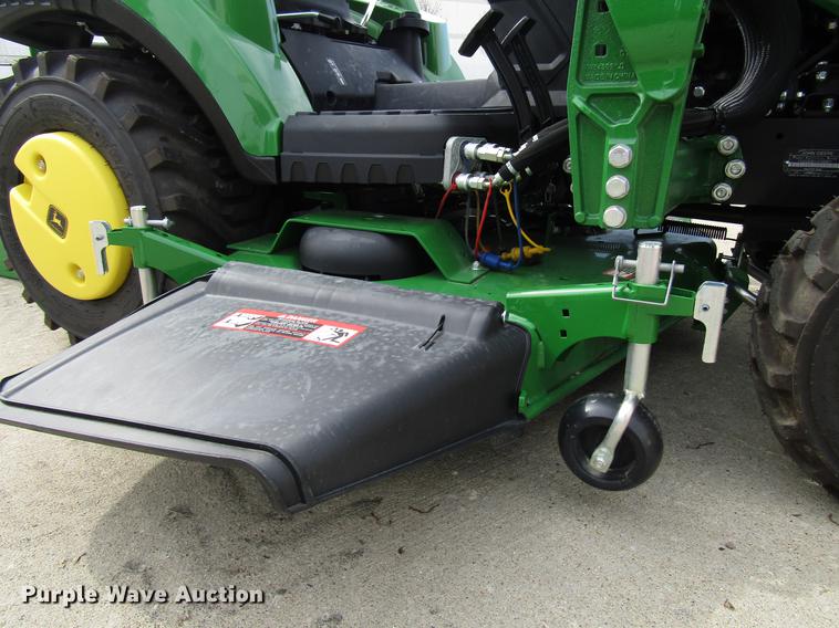 image for item DF7942 2018 John Deere 1023E MFWD tractor