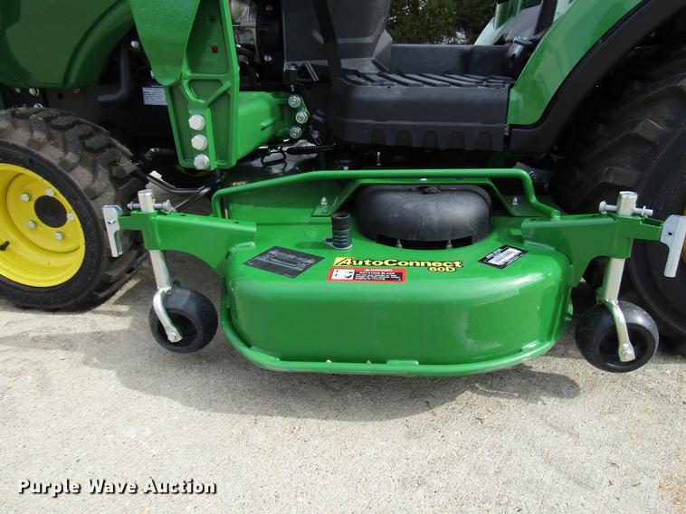 image for item DF7942 2018 John Deere 1023E MFWD tractor