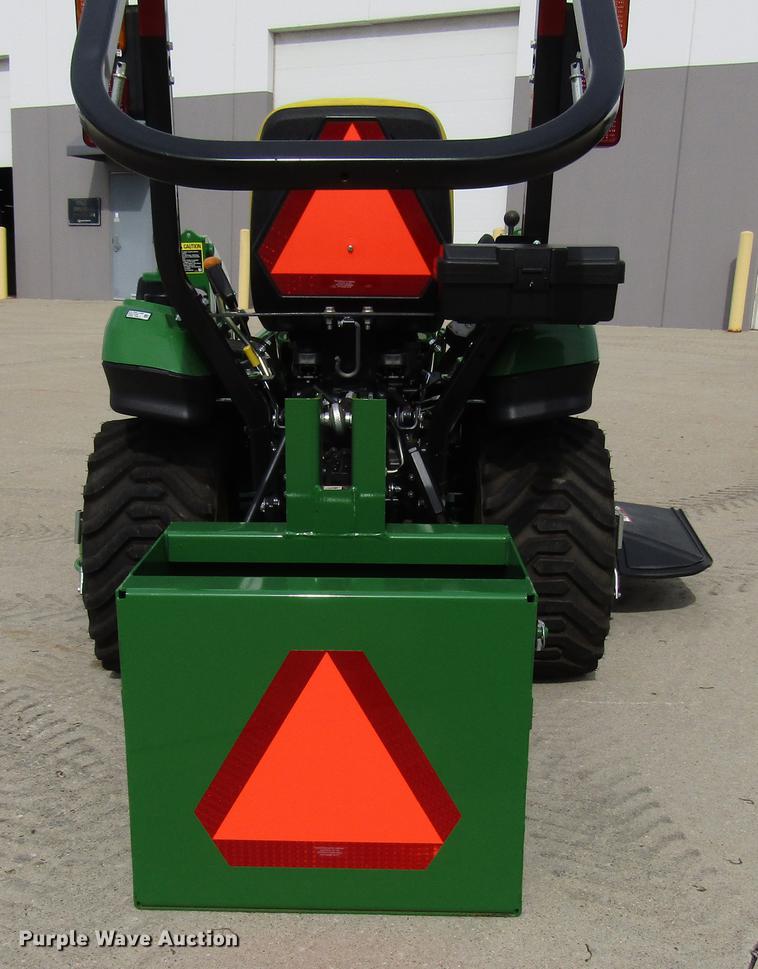 image for item DF7942 2018 John Deere 1023E MFWD tractor