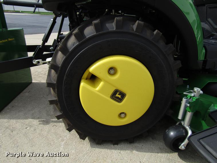 image for item DF7942 2018 John Deere 1023E MFWD tractor