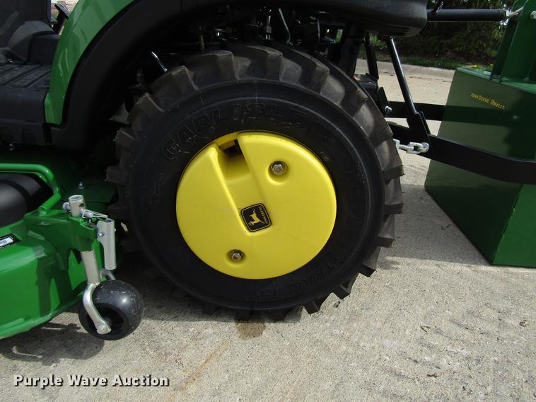 image for item DF7942 2018 John Deere 1023E MFWD tractor