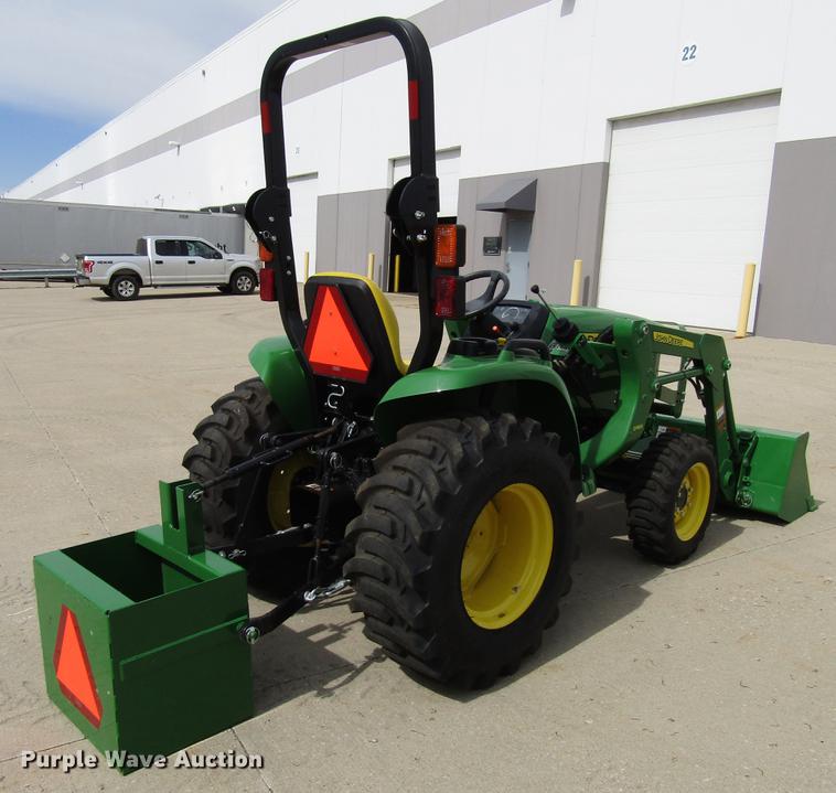 image for item DF7943 2017 John Deere 3025E MFWD tractor