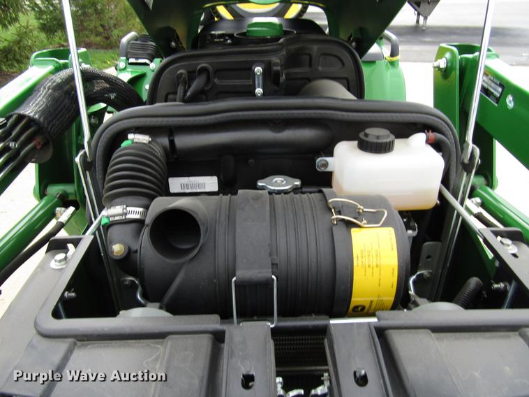 image for item DF7943 2017 John Deere 3025E MFWD tractor