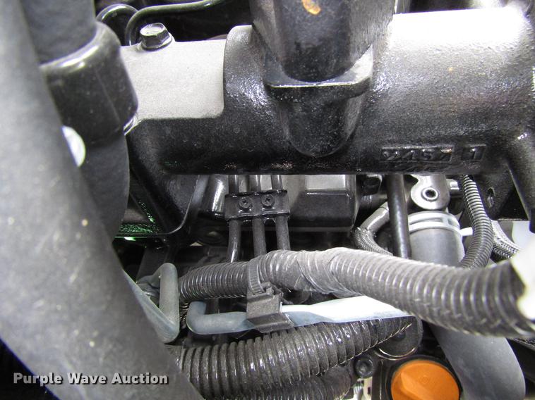 image for item DF7943 2017 John Deere 3025E MFWD tractor