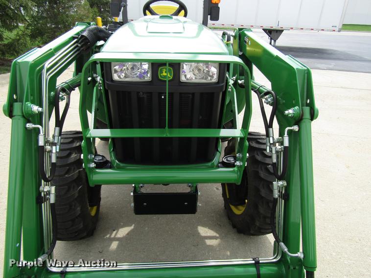 image for item DF7943 2017 John Deere 3025E MFWD tractor
