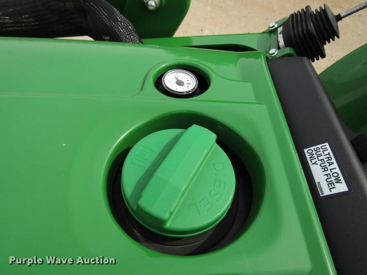 image for item DF7943 2017 John Deere 3025E MFWD tractor