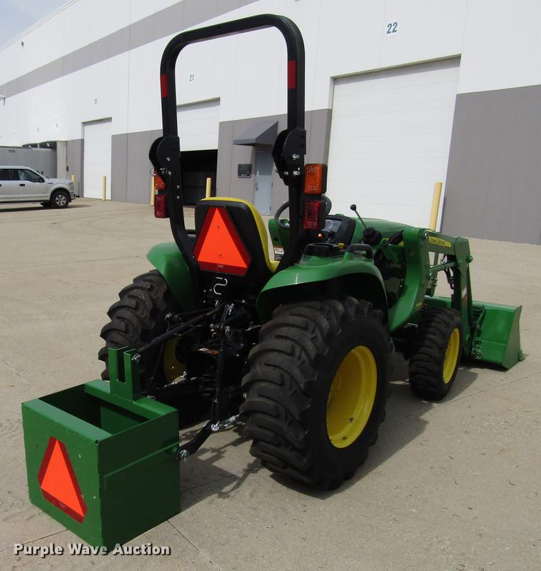image for item DF7943 2017 John Deere 3025E MFWD tractor