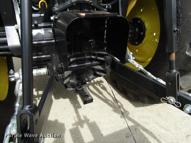image for item DF7943 2017 John Deere 3025E MFWD tractor