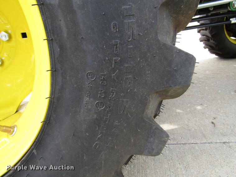 image for item DF7943 2017 John Deere 3025E MFWD tractor