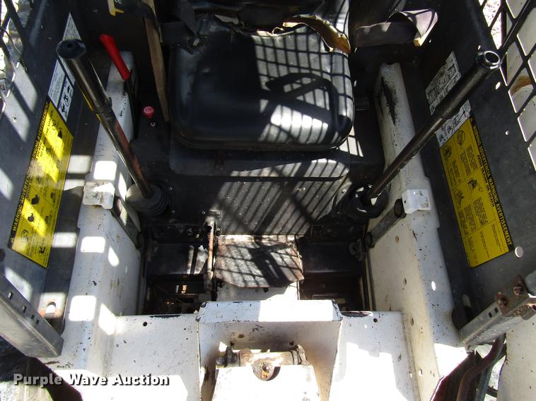 image for item DF7995 Bobcat 743 skid steer