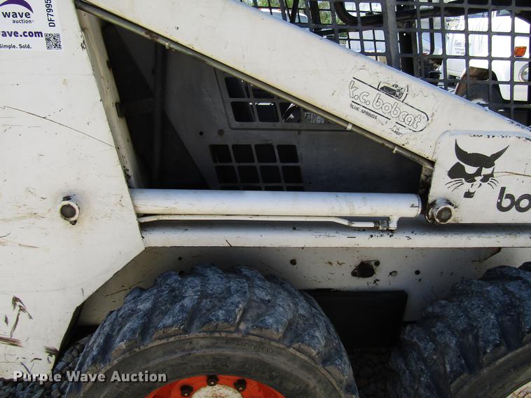 image for item DF7995 Bobcat 743 skid steer