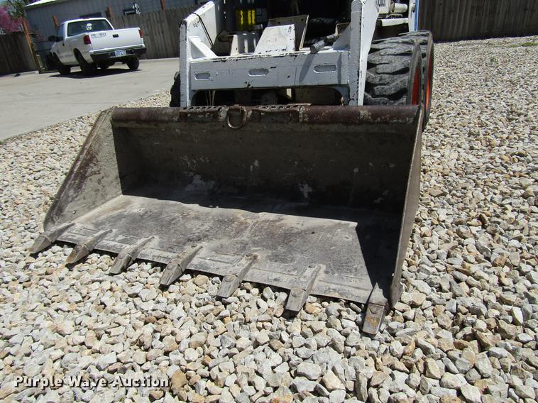 image for item DF7995 Bobcat 743 skid steer