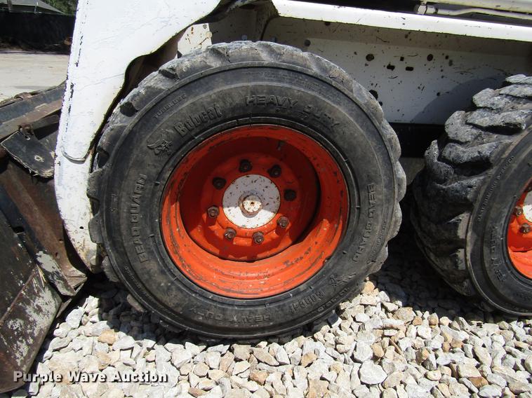 image for item DF7995 Bobcat 743 skid steer