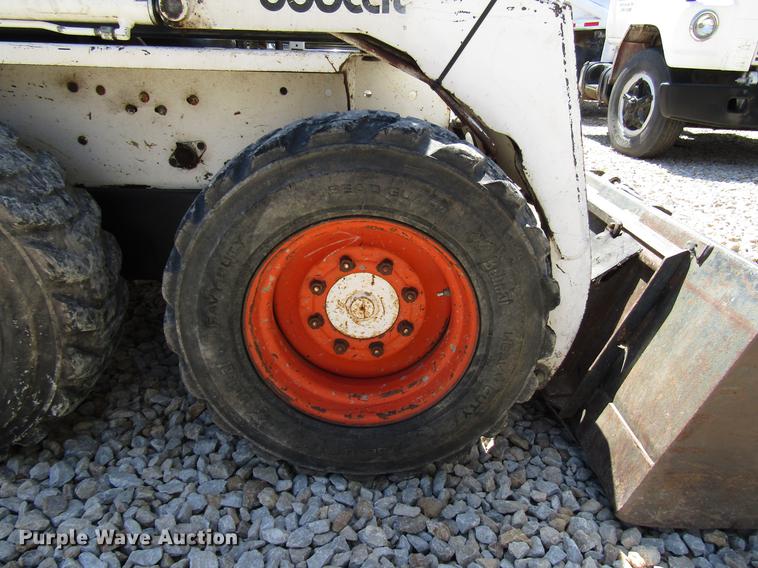 image for item DF7995 Bobcat 743 skid steer