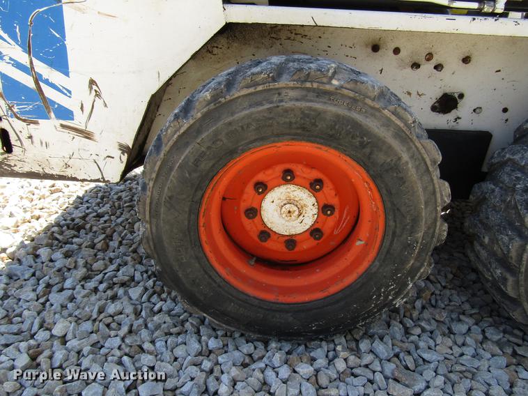 image for item DF7995 Bobcat 743 skid steer