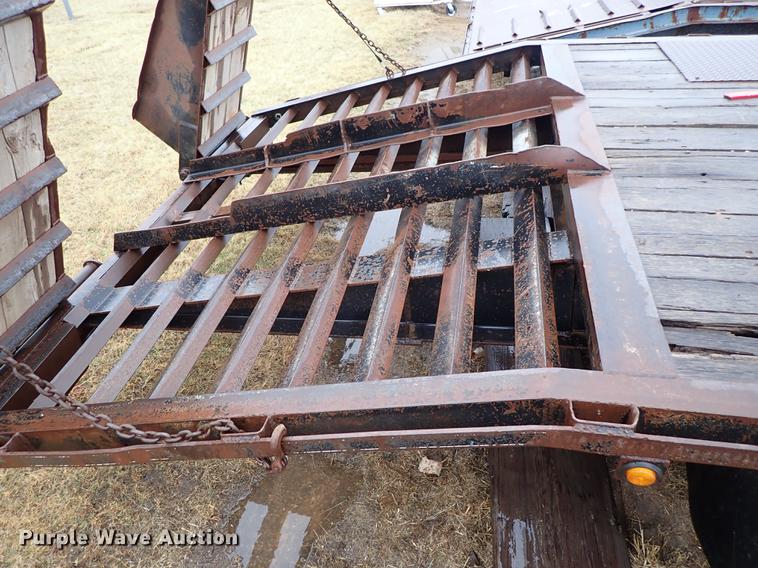 image for item DF8779 2000 Sure Pull equipment trailer