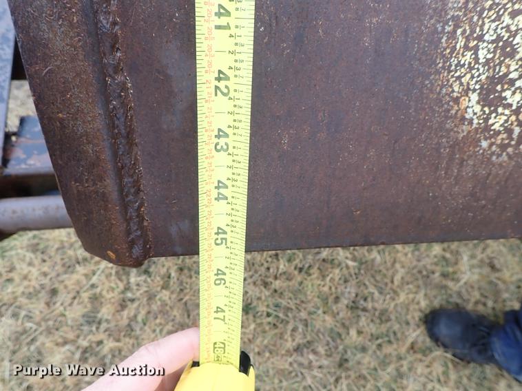 image for item DF8779 2000 Sure Pull equipment trailer