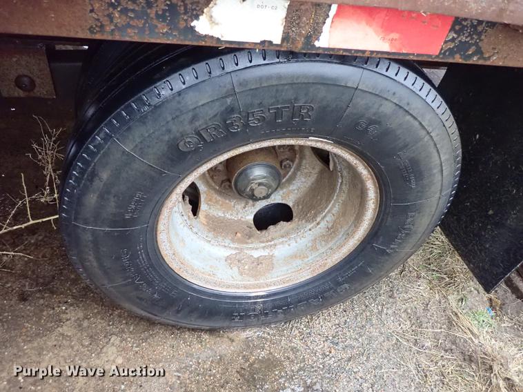 image for item DF8779 2000 Sure Pull equipment trailer