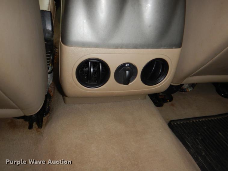 image for item DG0919 2005 Ford F150 Lariat SuperCrew pickup truck