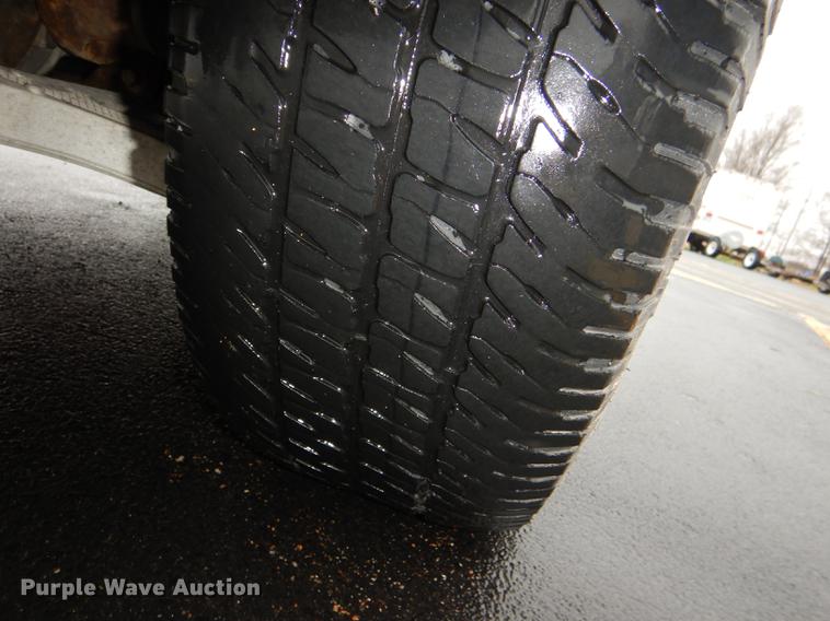 image for item DG0919 2005 Ford F150 Lariat SuperCrew pickup truck