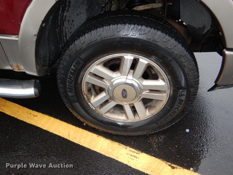 image for item DG0919 2005 Ford F150 Lariat SuperCrew pickup truck