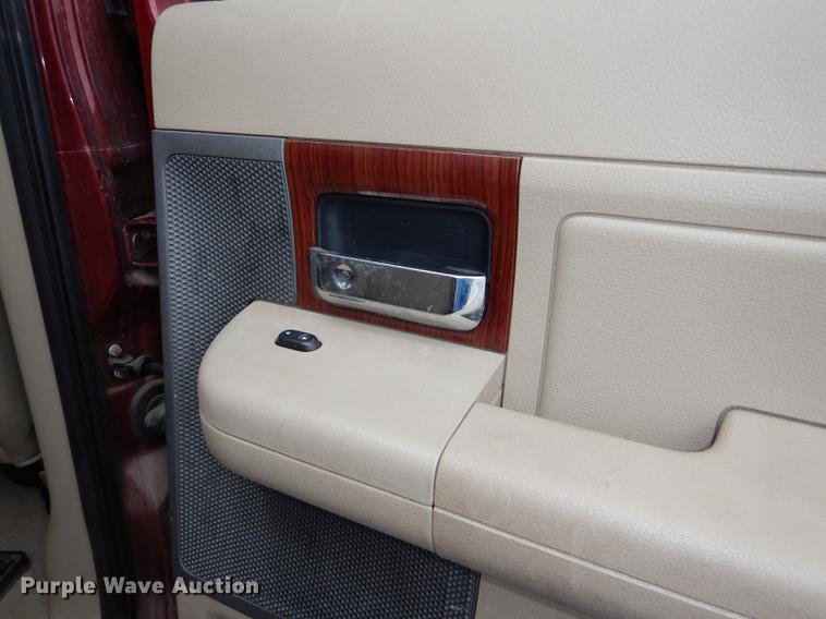 image for item DG0919 2005 Ford F150 Lariat SuperCrew pickup truck