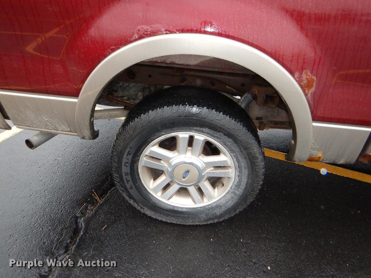 image for item DG0919 2005 Ford F150 Lariat SuperCrew pickup truck