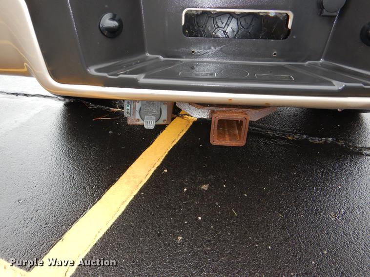 image for item DG0919 2005 Ford F150 Lariat SuperCrew pickup truck