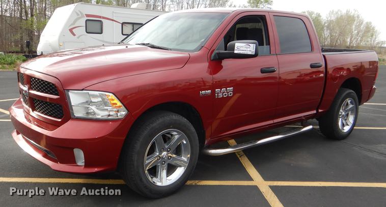 image for item DG0986 2013 Dodge Ram 1500 Crew Cab pickup truck