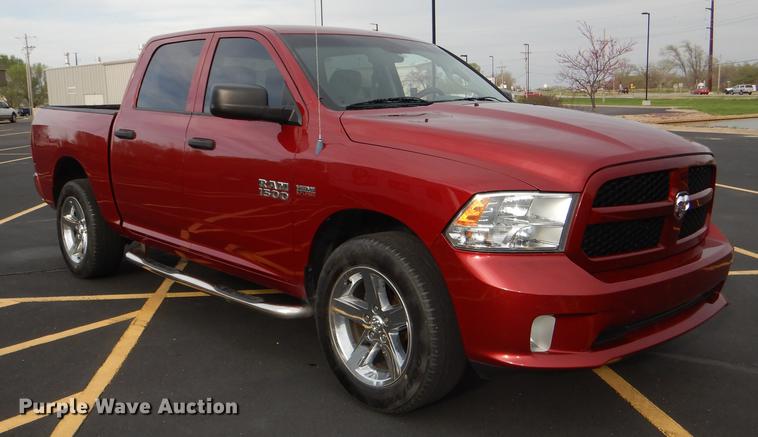 image for item DG0986 2013 Dodge Ram 1500 Crew Cab pickup truck