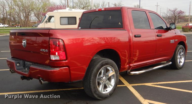 image for item DG0986 2013 Dodge Ram 1500 Crew Cab pickup truck