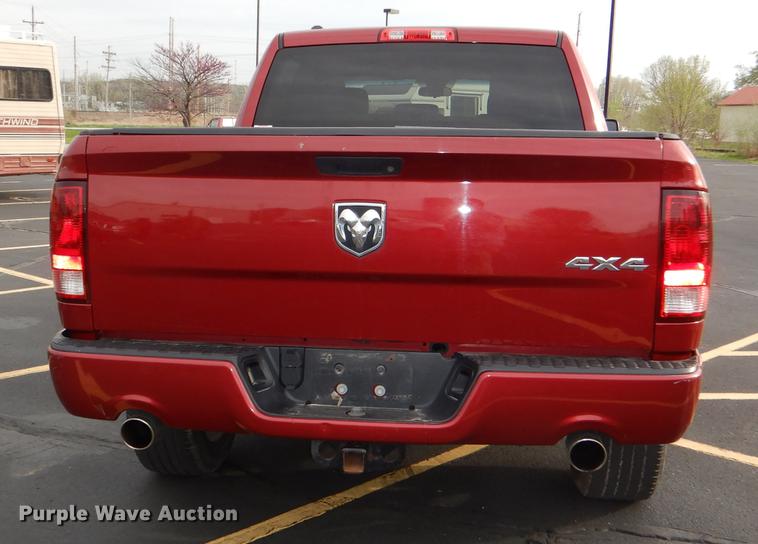 image for item DG0986 2013 Dodge Ram 1500 Crew Cab pickup truck