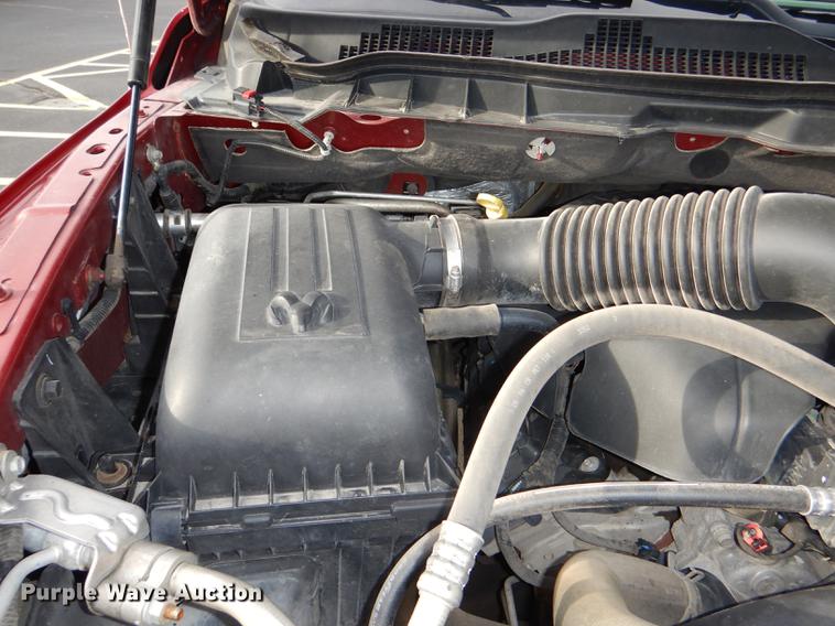 image for item DG0986 2013 Dodge Ram 1500 Crew Cab pickup truck