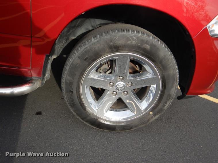 image for item DG0986 2013 Dodge Ram 1500 Crew Cab pickup truck