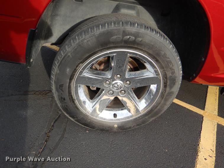 image for item DG0986 2013 Dodge Ram 1500 Crew Cab pickup truck