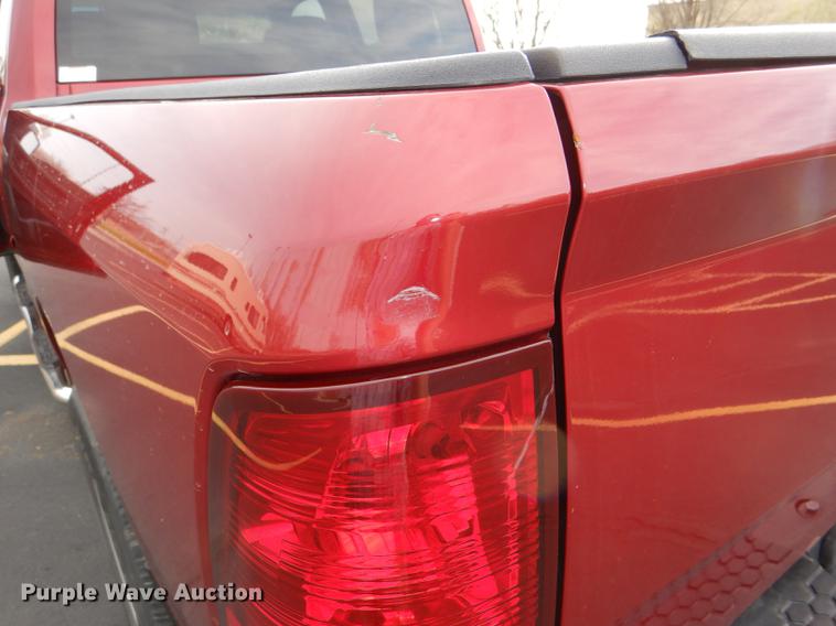 image for item DG0986 2013 Dodge Ram 1500 Crew Cab pickup truck