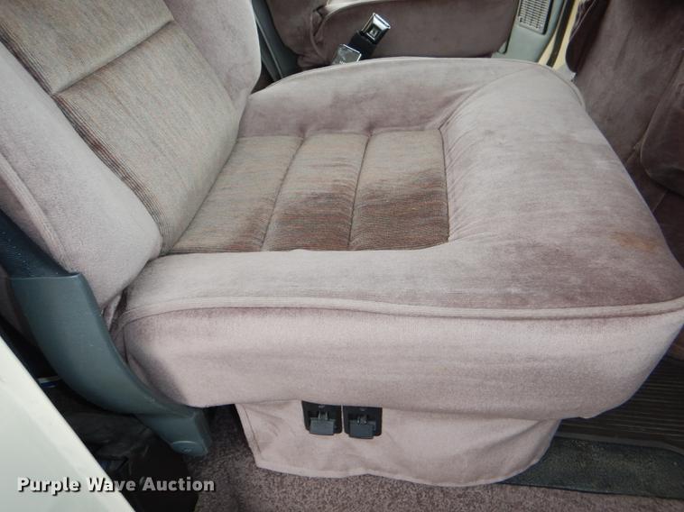 image for item DG0989 1991 Ford Econoline E350 Winnebago Warrior RV