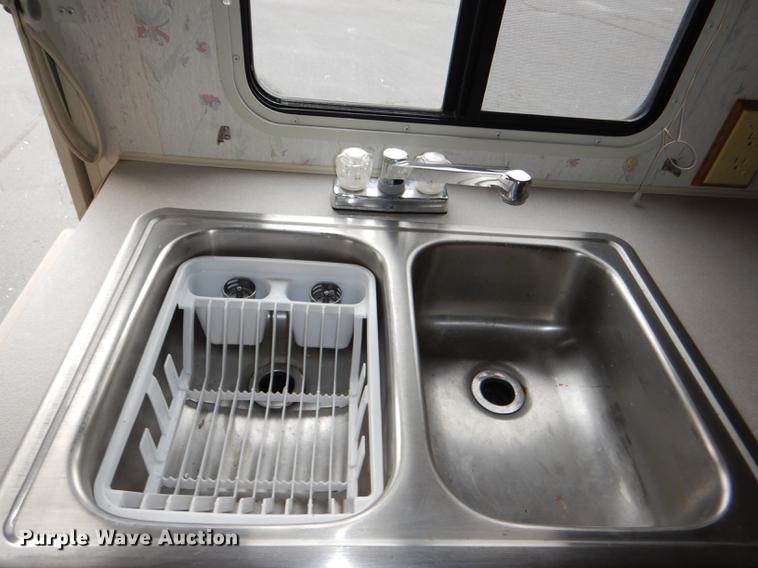 image for item DG0989 1991 Ford Econoline E350 Winnebago Warrior RV